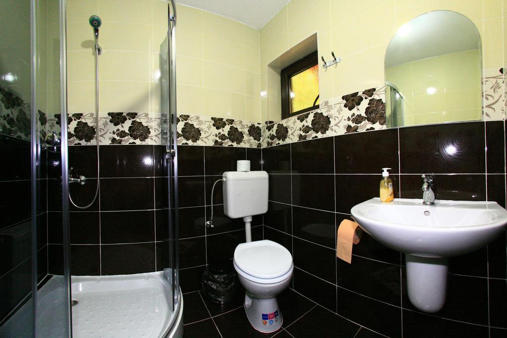 Pensiunea Marinela Sighetu Marmaţiei Habitación foto